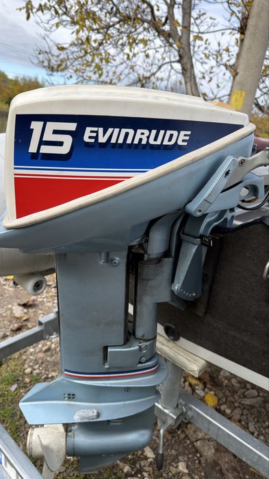 Лодка Kolibri и колесар