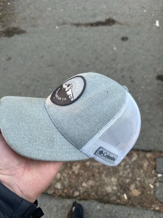 Кепка колумбия в сером расцвете