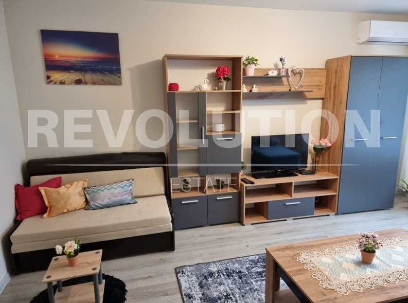 ДВУСТАЕН апартамент в ж.к. Трошево!