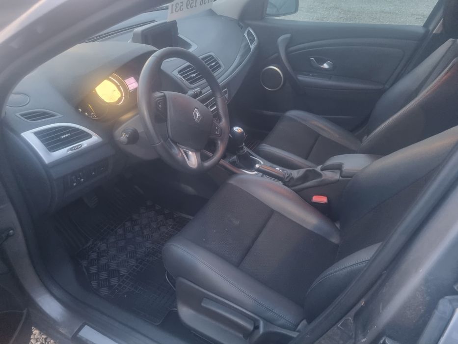 Cotieră față renault megane 3  2011
