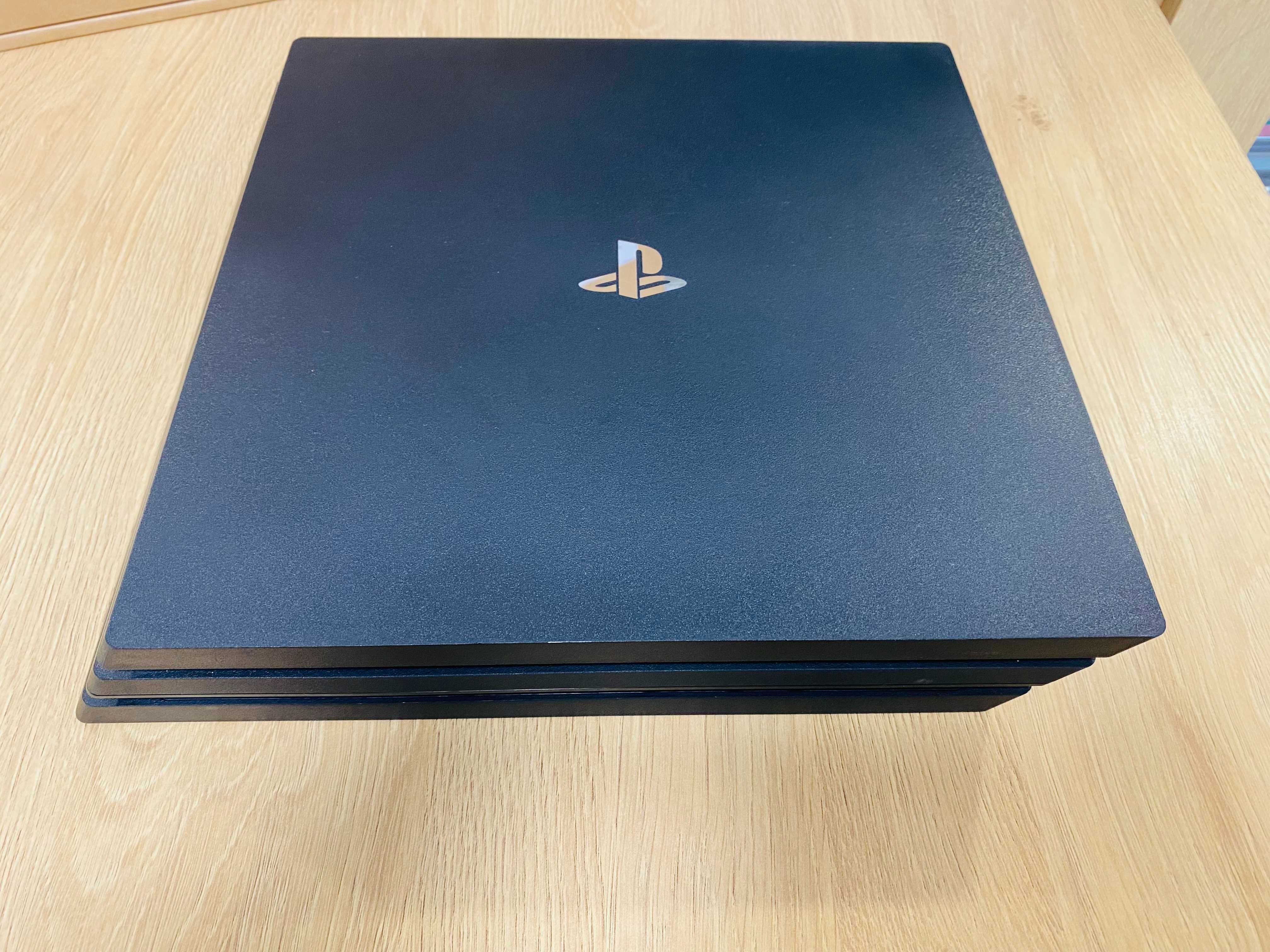 Конзола Sony Playstation 4 PRO, 1 TB, Black