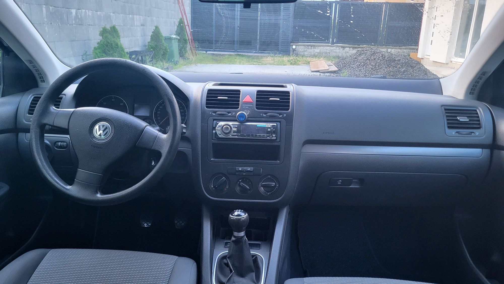 Volkswagen Golf 5 din 2008 1.9 tdi  cu climatic