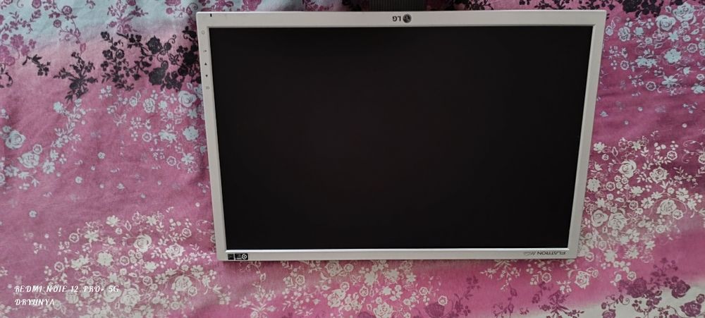 Продаю монитор LG