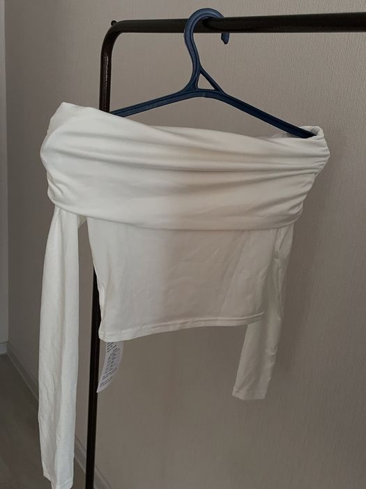 кофта белый новый