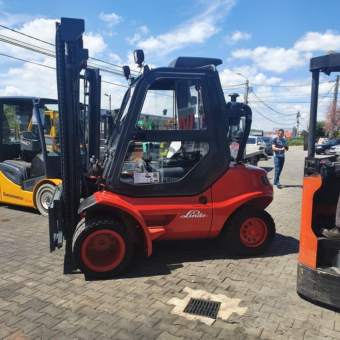 Vând motostivuitor Linde h40d-04 c translație factură stivuitor fronta