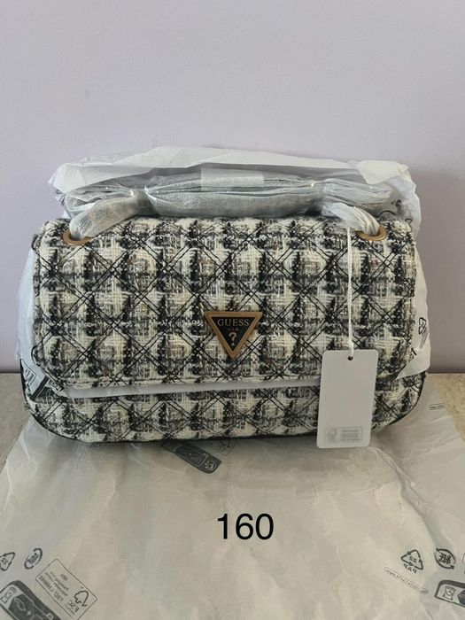 Оригинални чанти guess