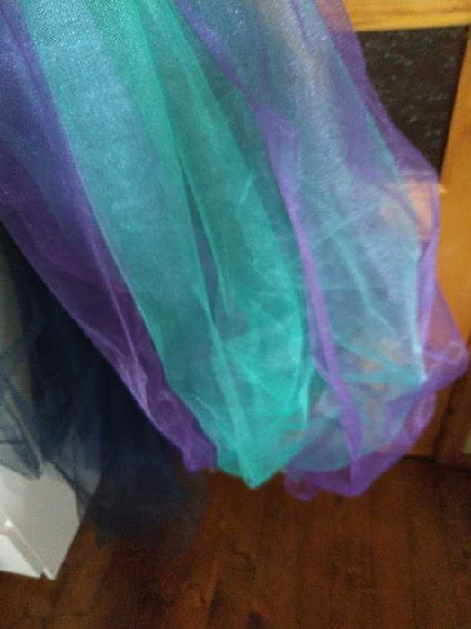 Rochie elegantă pentru domnișoare (10–12 ani)