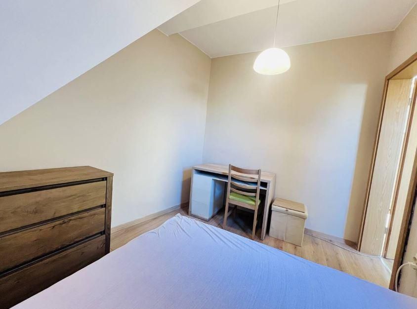 Дава се под наем Двустаен апартамент в Варна, Цветен квартал - 60 кв.м за 475 € - Снимка #5