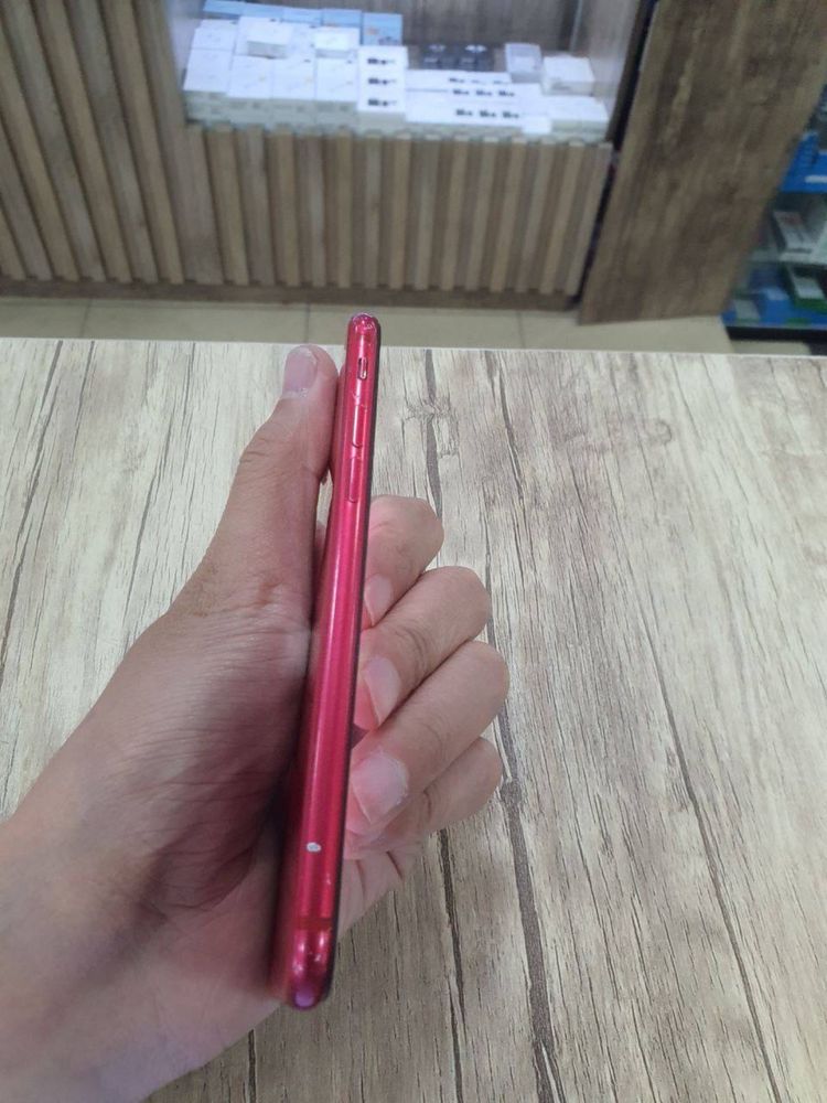 Iphone SE 2020 yil