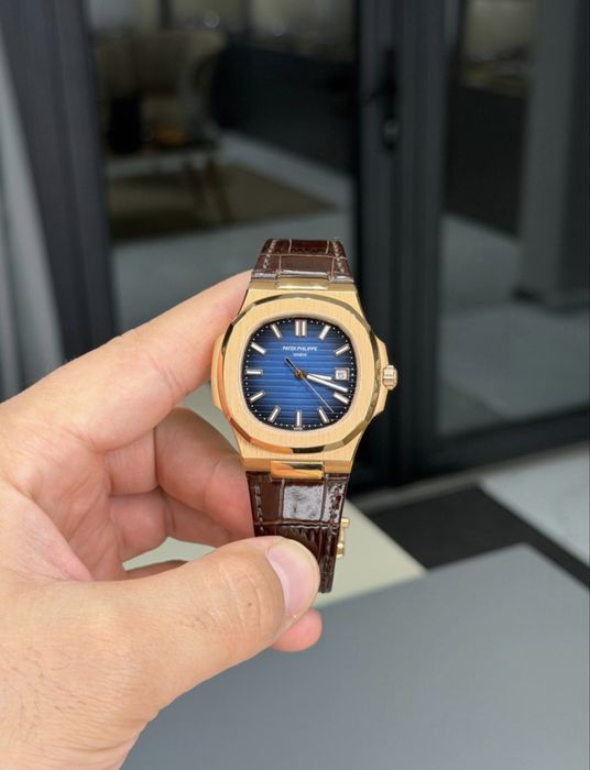 Patek Philippe часы наручные отличный подарок на новый год.