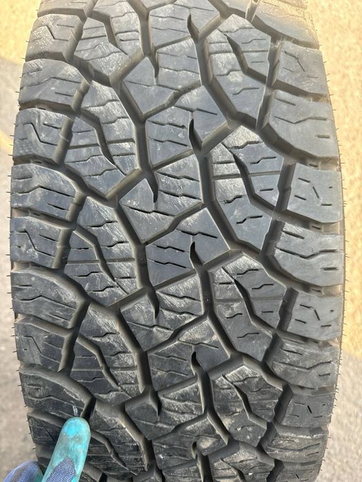 балон 265×70 R17