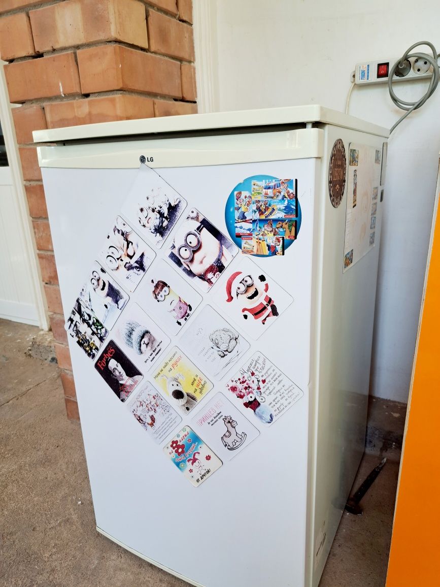 Продаётся холодильник LG