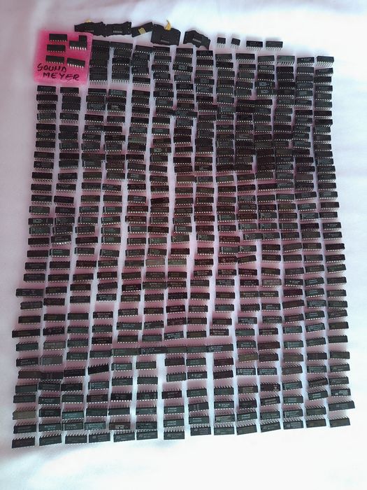 Lot mii Tranzistori/Circuite integrate/Rezistențe/Condensatori etc