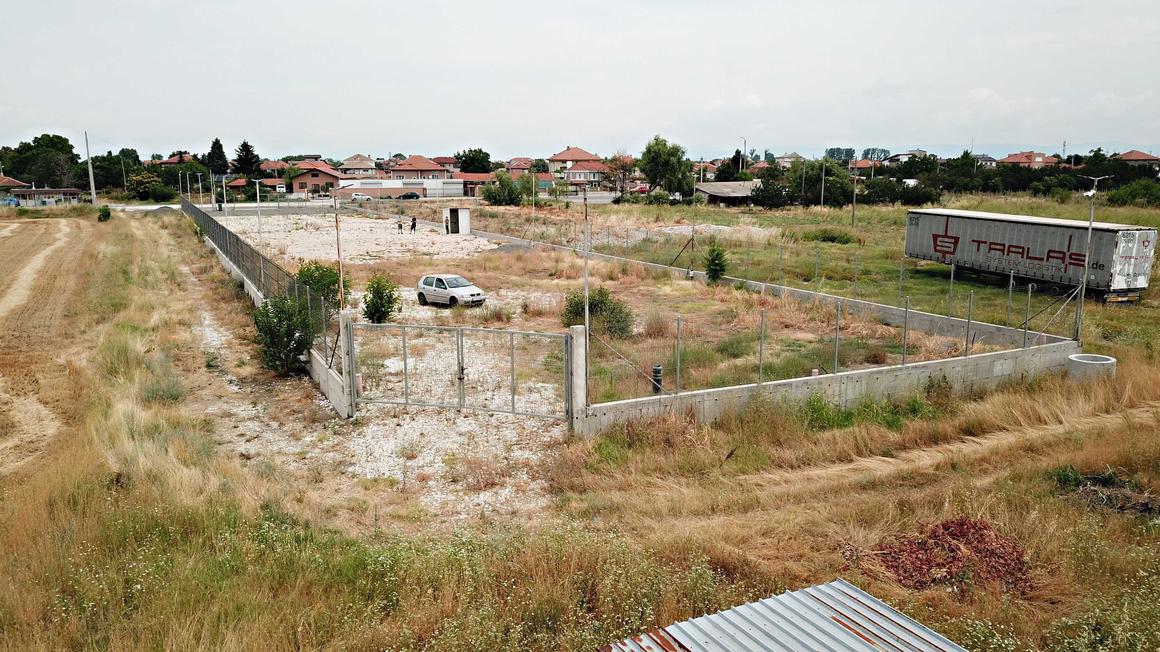 Под наем земя, парцел, автосалон, паркинг 3100кв. в с.Скутаре
