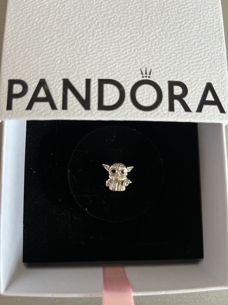Pandora Yoda STARWARS