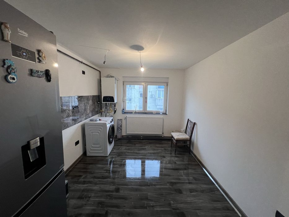 Apartament 54 mp !
