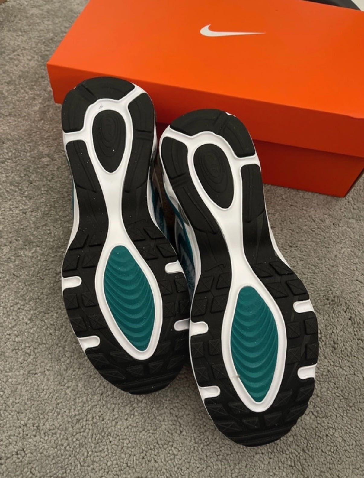 Маратонки Nike Air Max TW