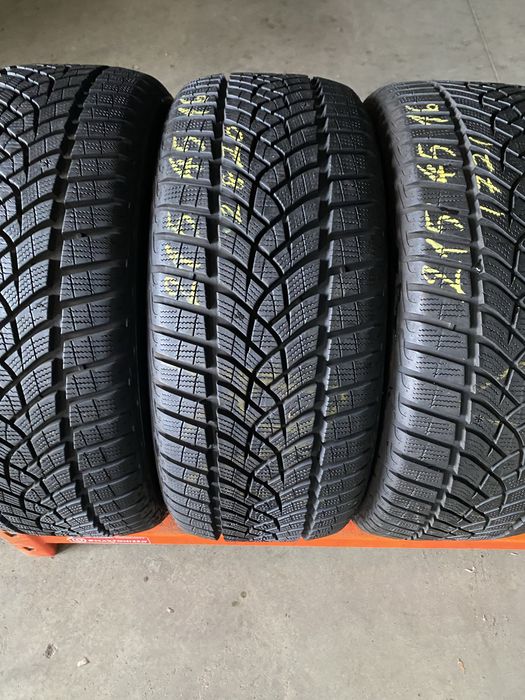 Anvelope iarna 215/45/16 Goodyear Ultra Grip Performance 215 45 16 R16