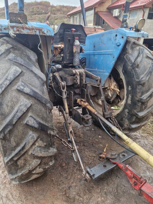 vand tractor si plug