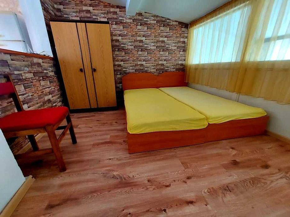Дава се под наем Двустаен апартамент в Бургас, Център - 50 кв.м за 153 € - Снимка #6