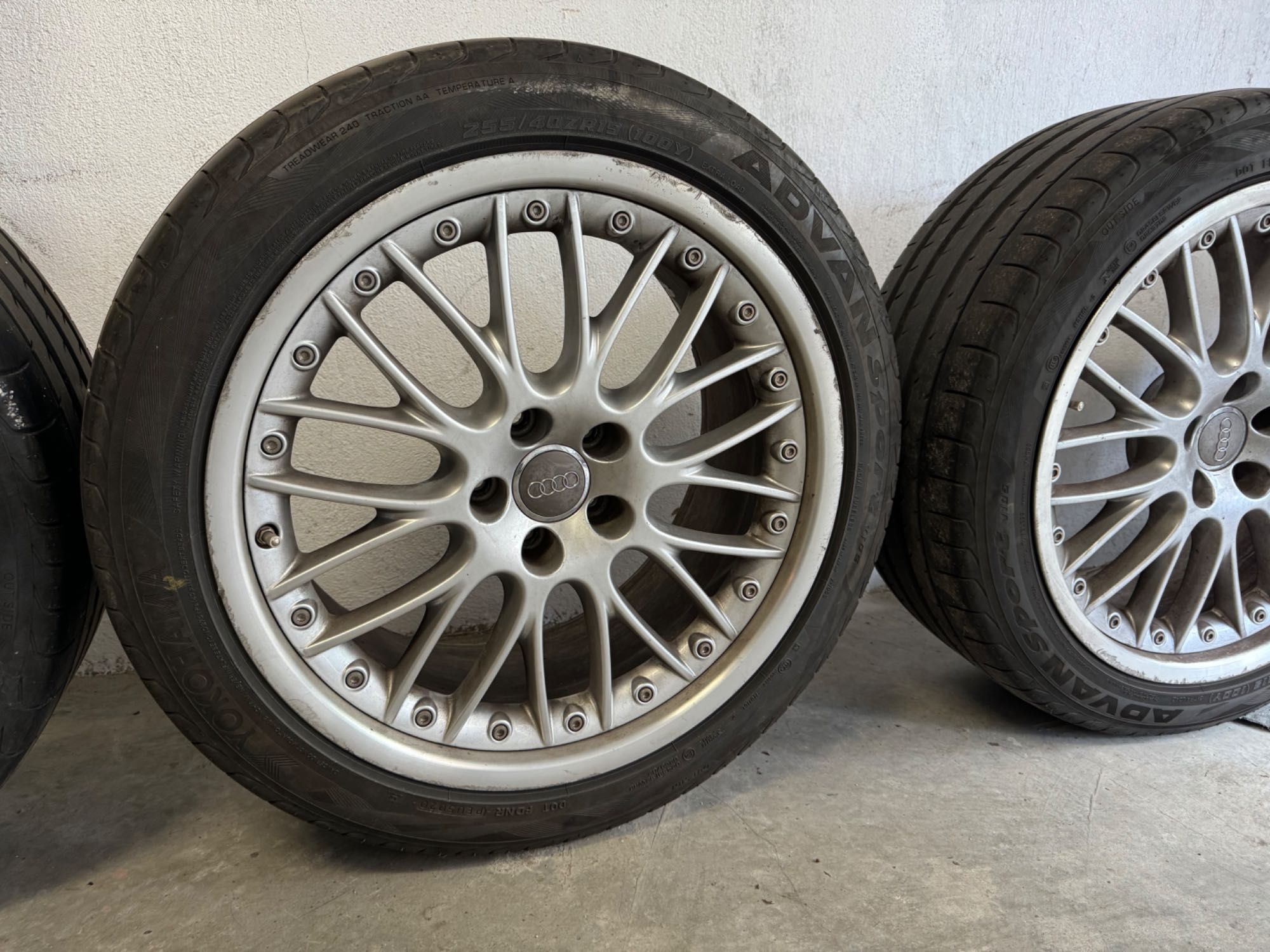 Оригинални джанти Ауди Speedline 19 гуми Yokohama Advansport 255 40 19