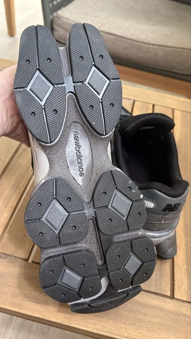 Продавам New balance 9060