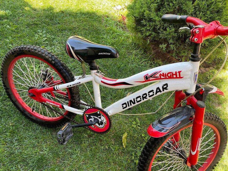 детский велосипед, красно-белый