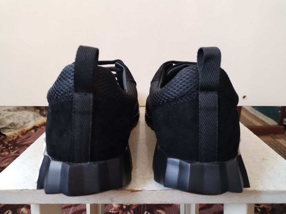 Мужские кроссовки hermes 44 размер