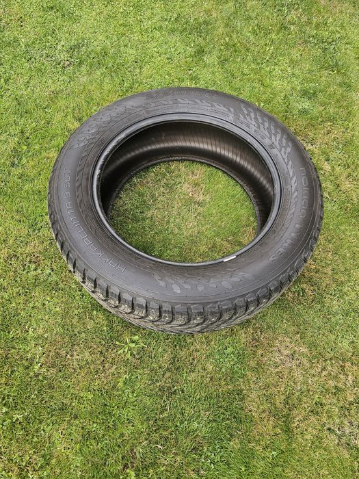 Продам зимние шины размер 275/55 R 20.    Сена 400000