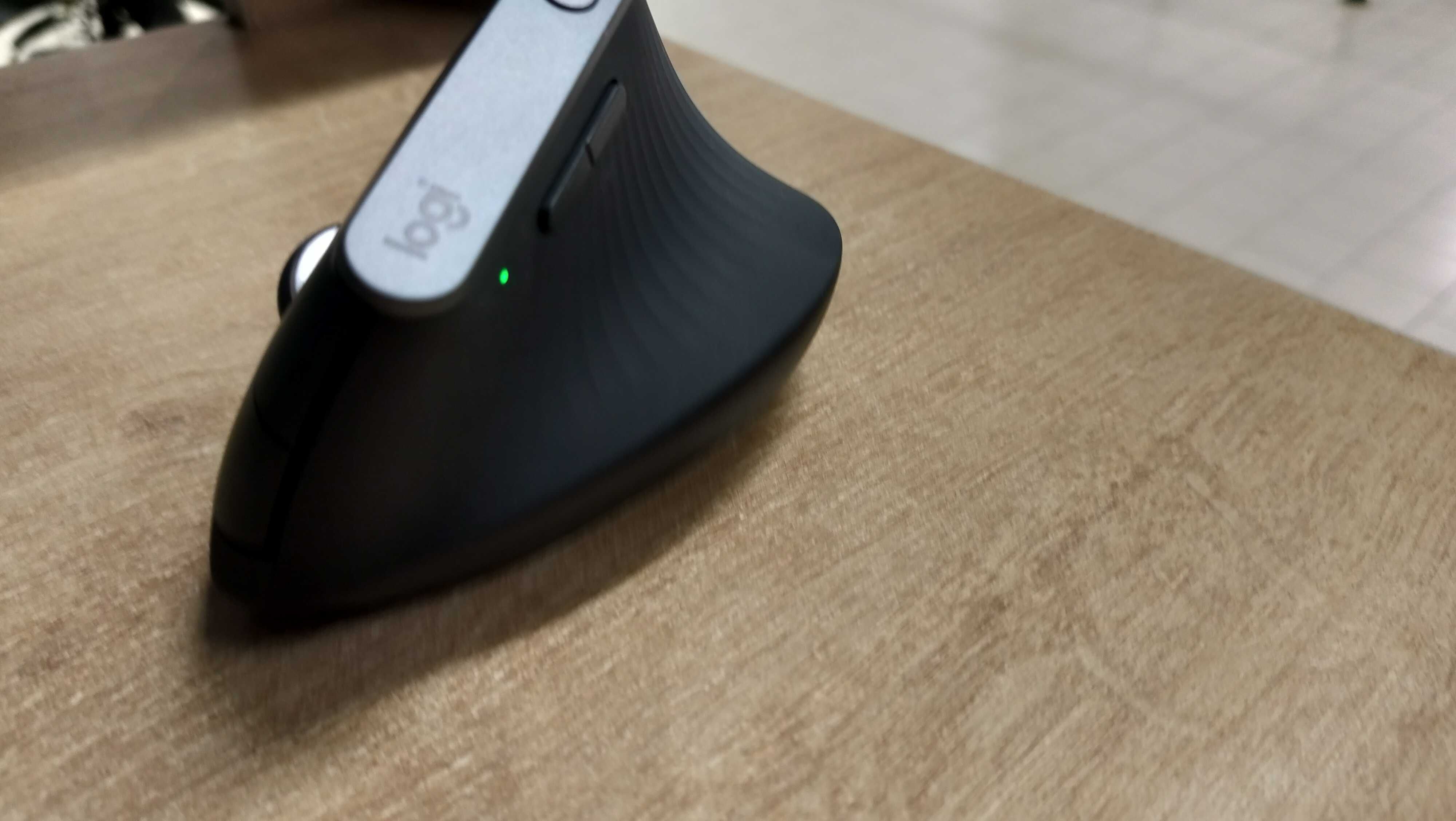 Mouse Wireless Bluetooth Logitech MX Vertical Advanced Ergonomic usb C