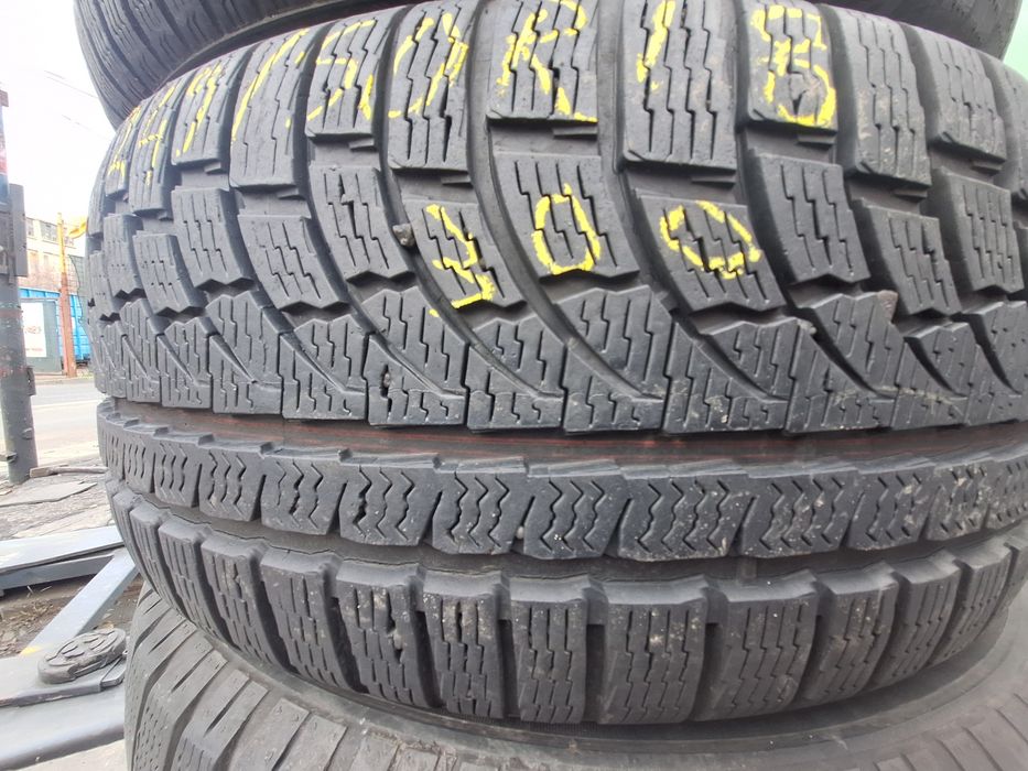 2 anvelope iarna 245/50r18 Nokian rft runflat Montaj Gratuit