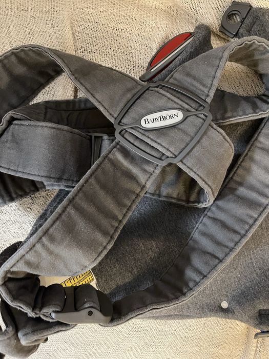 Marsupiu bebeluși anatomic Mini BabyBjorn