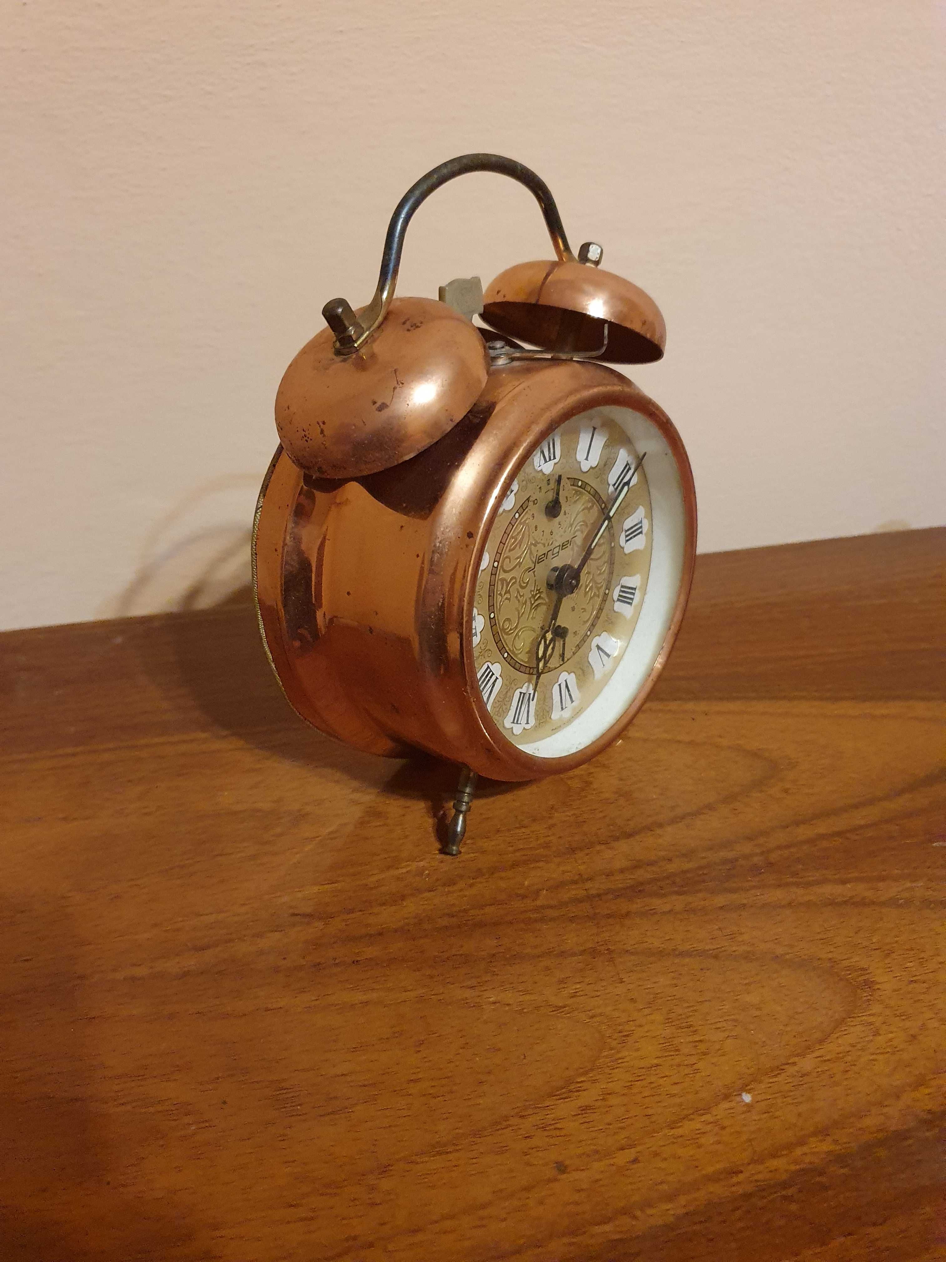 Vand ceas mecanic desteptator