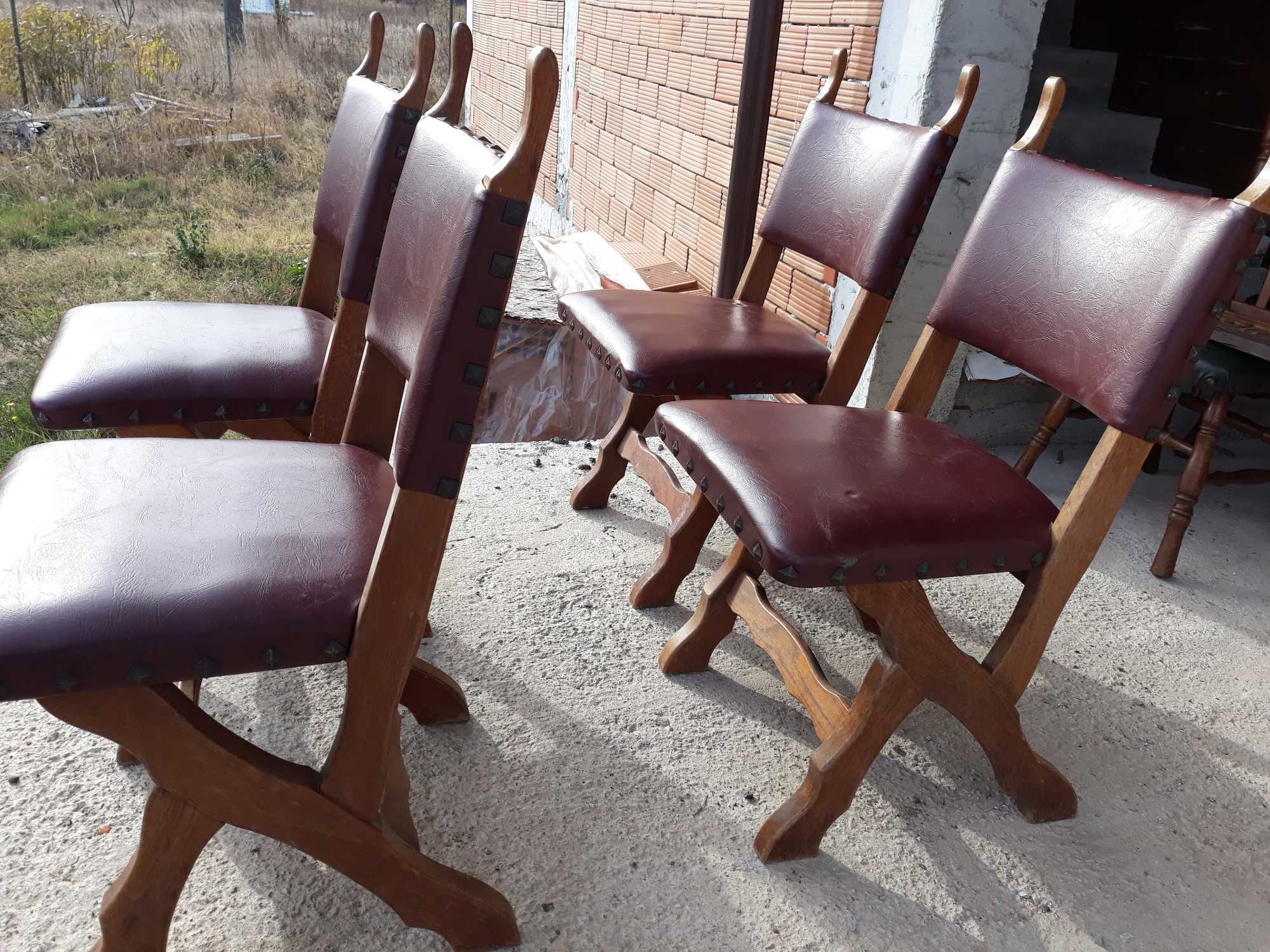 4 броя дървени стола с кожа