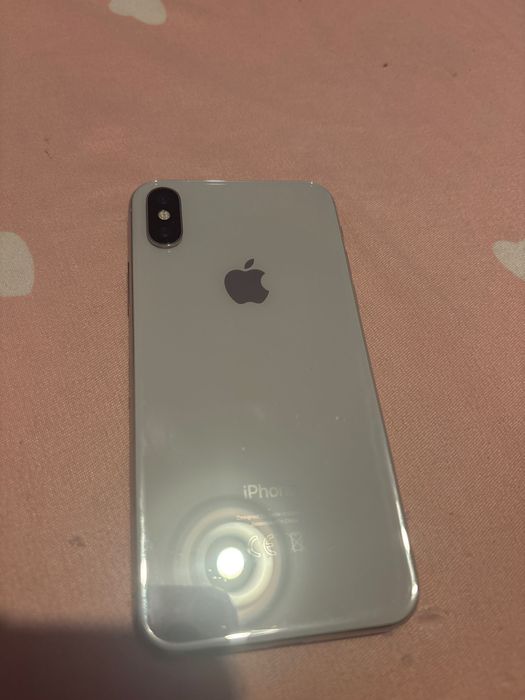 Vand Iphone X pentru piese
