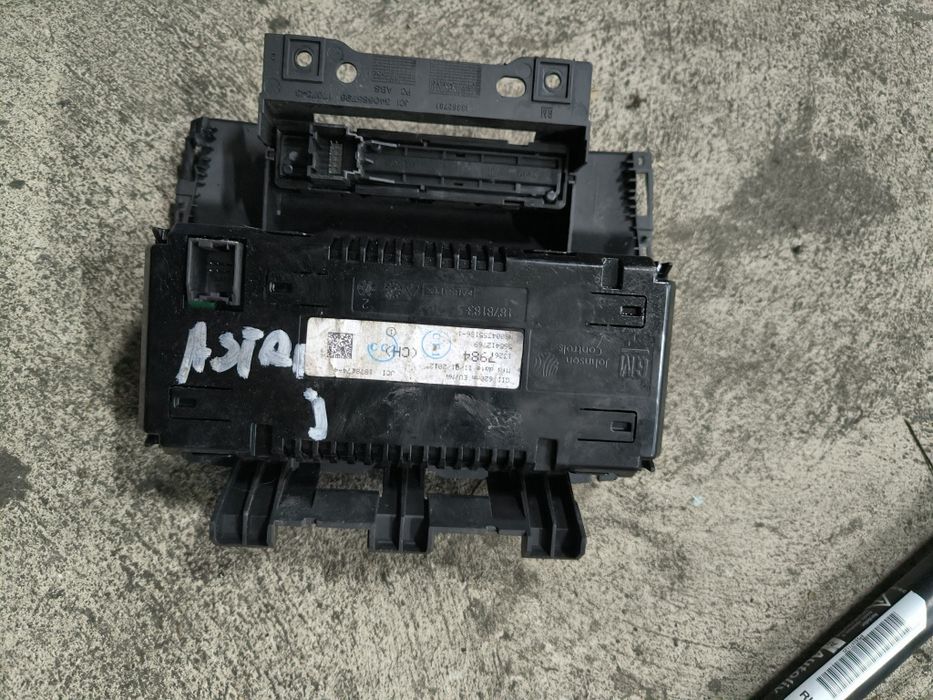Дисплей за Opel Astra J