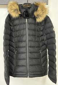 Geaca Moncler cu puf sintetic