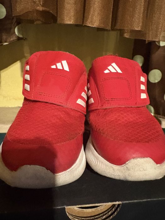 Adidas 26номер, детски маратонки