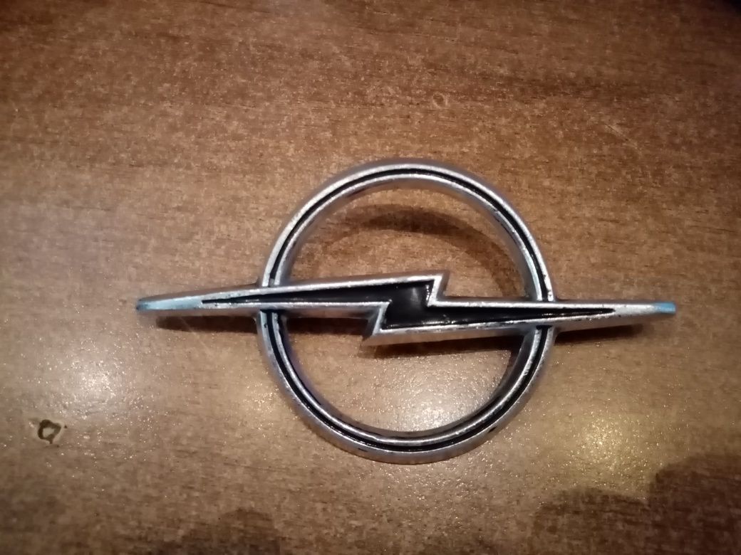 Емблема Opel ретро
