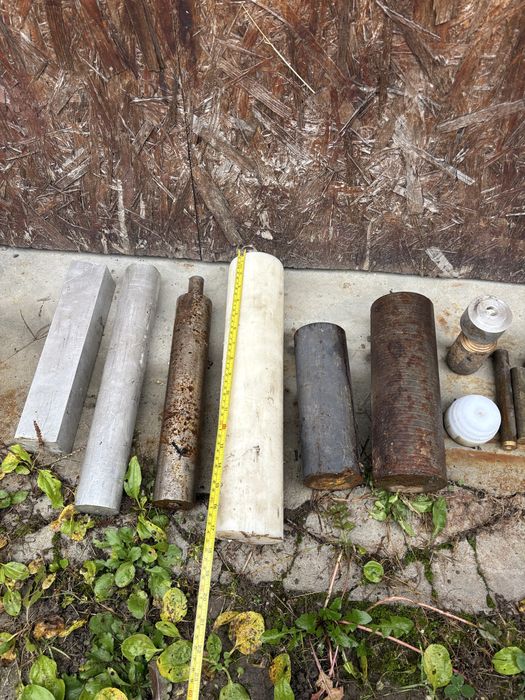 Materiale utilizate la strung