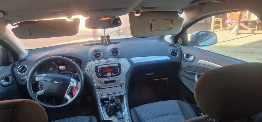 Ford Monedo 2.0 TDCI