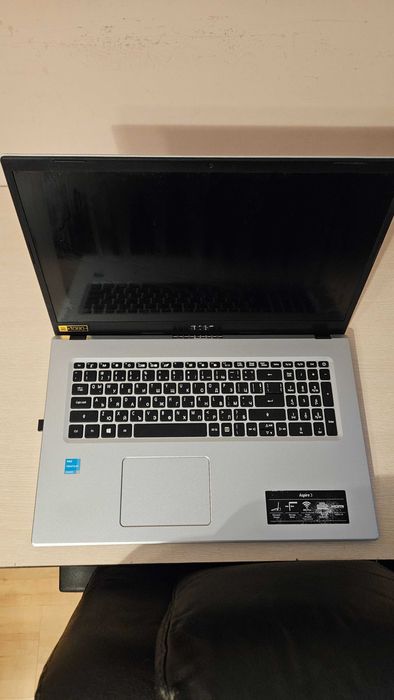 17.3 Acer лаптоп  Aspire 3 A317-33-P2Q5