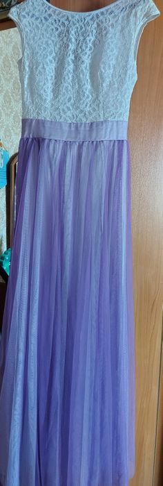 Красивое вечернее платье