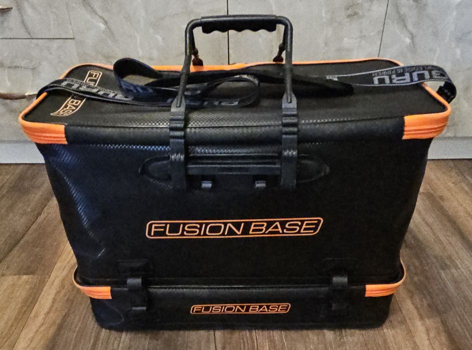 Карбонов сак GURU