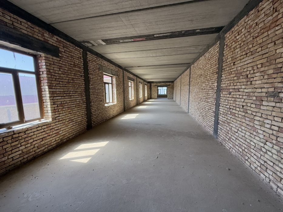 БИНО  Сотилади..