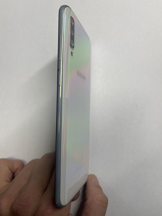 Samsung Galaxy A70 White