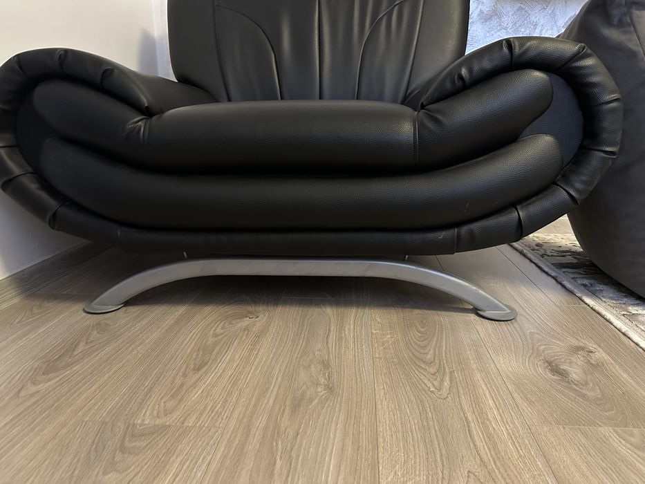 Fotoliu imitatie piele neagra
