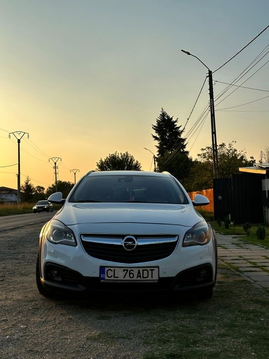 Opel Insignia 2.0 cdti sports tourer