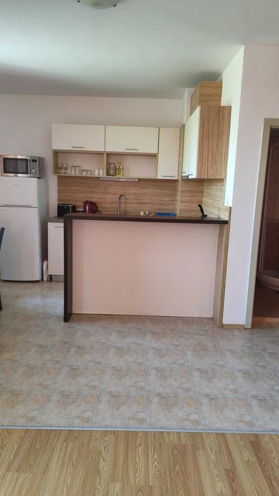 Продава се Двустаен апартамент в Царево - 67 кв.м за 1299 €/кв.м - Снимка #1