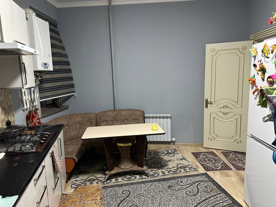 2хоналик 2каватда шарк1 бозорча